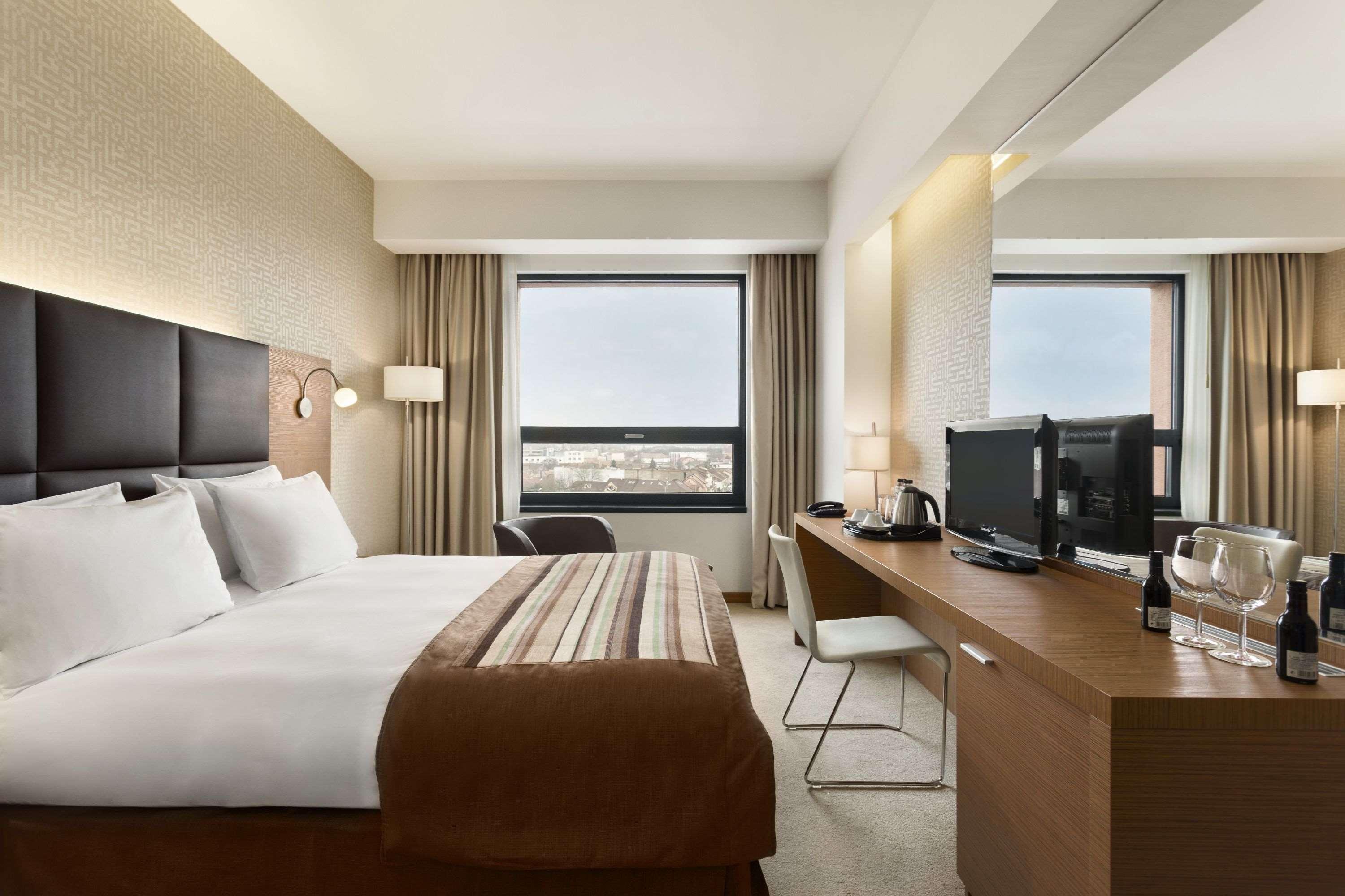 Hotel Ramada By Wyndham 4*